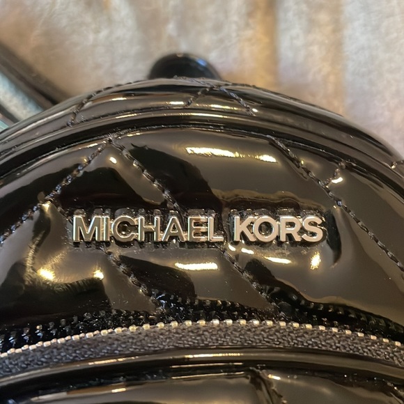 ~Michael Kors mini backpack~ - Picture 3 of 4